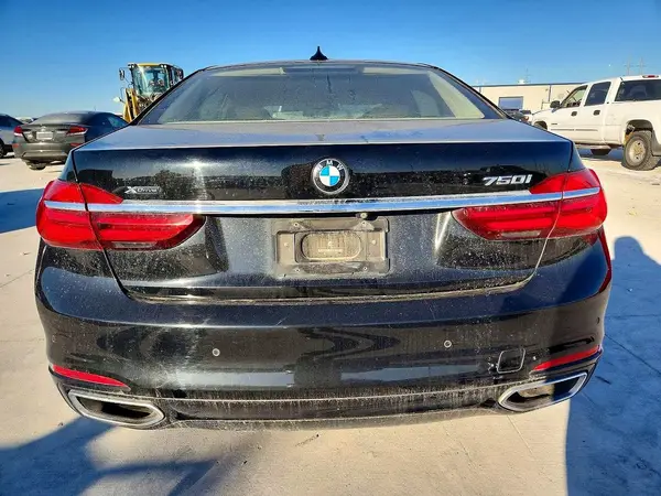 2016 BMW 7 Series auction photo 6