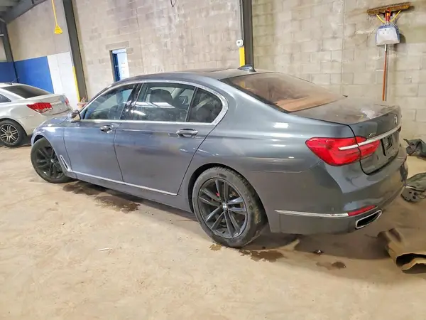 WBA7F2C50GG417469 2016 BMW 7ER - Image 2
