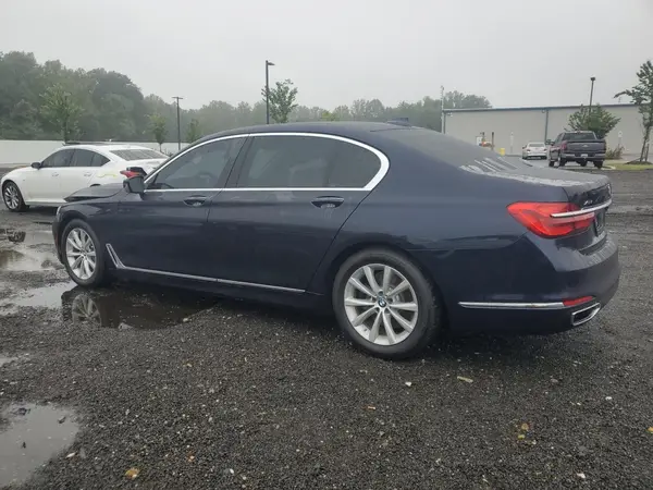 WBA7F2C50KB239245 2019 BMW 7ER - Image 2
