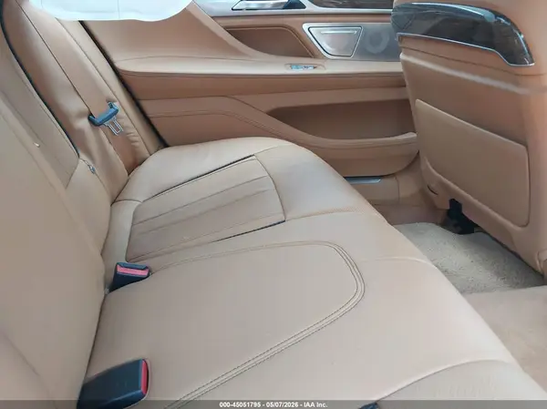 WBA7F2C50KB240475 2019 BMW 7ER - Image 8