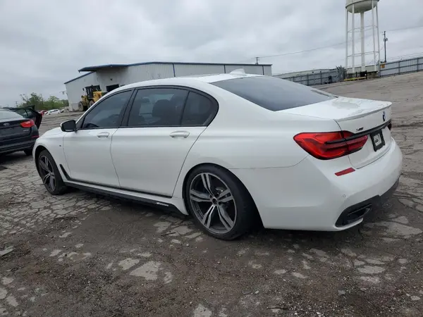 WBA7F2C50KB240685 2019 BMW 7ER - Image 2