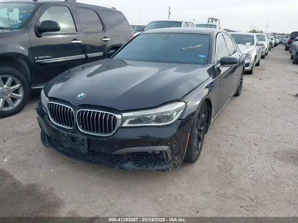 WBA7F2C51GG415021 2016 BMW 7ER - Image 2