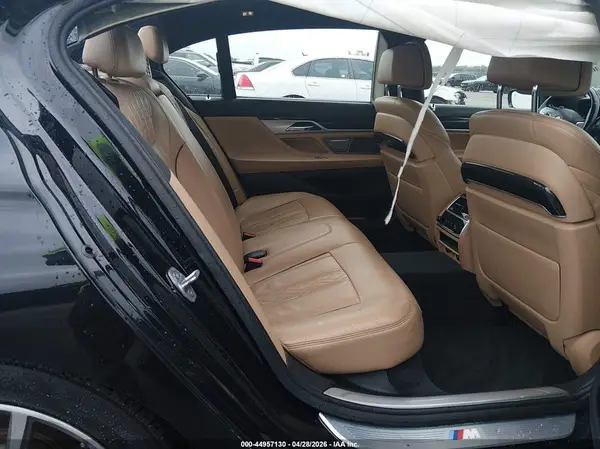 WBA7F2C51GG415486 2016 BMW 7ER - Image 8