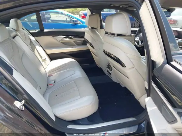 WBA7F2C51GG415830 2016 BMW 7ER - Image 8