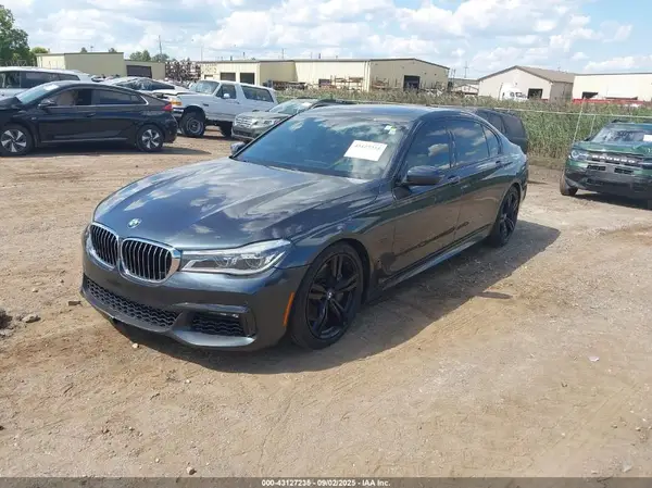 WBA7F2C51GG416492 2016 BMW 7ER - Image 2