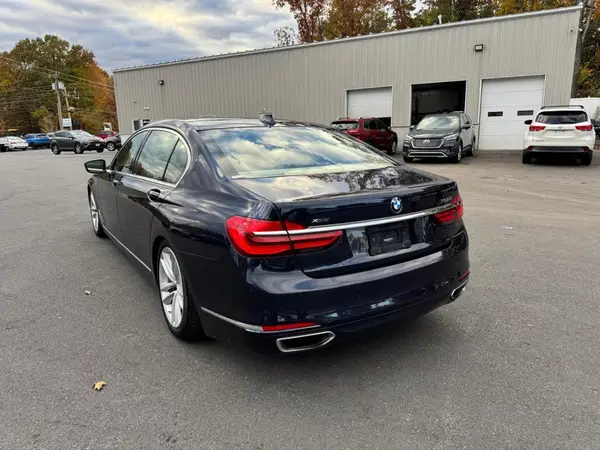 WBA7F2C51GG417271 2016 BMW 7ER - Image 2