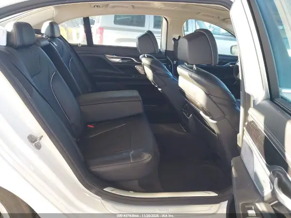 WBA7F2C51GG417318 2016 BMW 7ER - Image 8