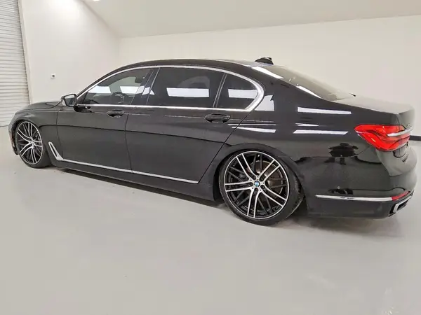 WBA7F2C51GG417920 2016 BMW 7ER - Image 2