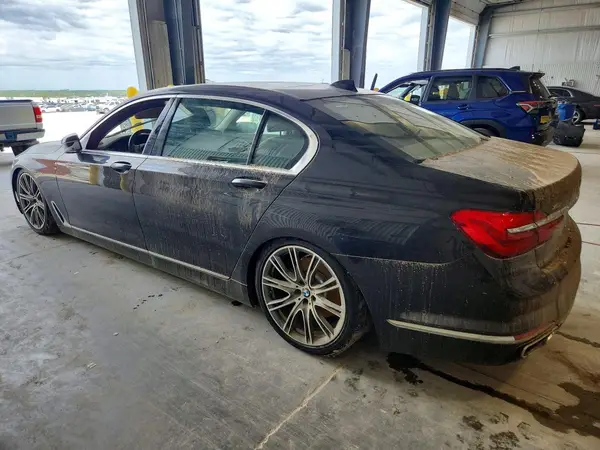 WBA7F2C51GG419523 2016 BMW 7ER - Image 2