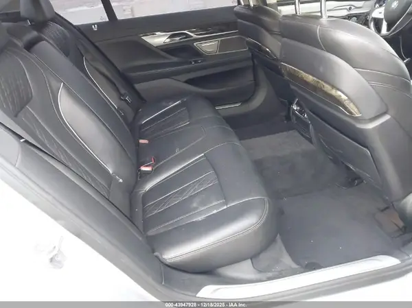 WBA7F2C51GG420428 2016 BMW 7ER - Image 8