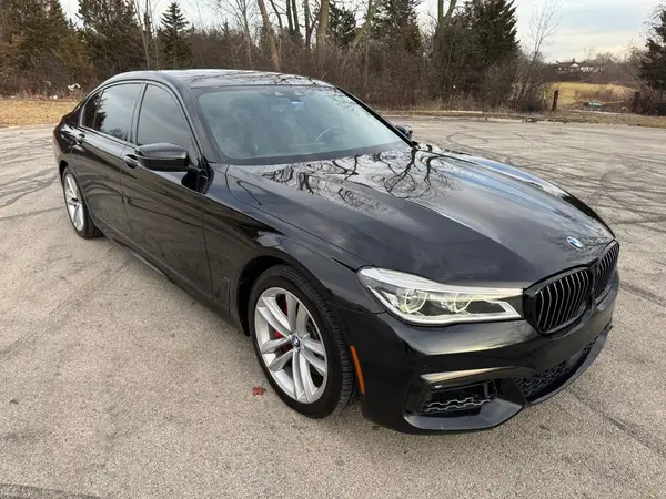 WBA7F2C51HG421516 2017 BMW 7ER - Image 1