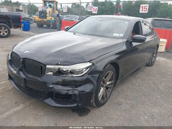 WBA7F2C51HG422066 2017 BMW 7ER - Image 2