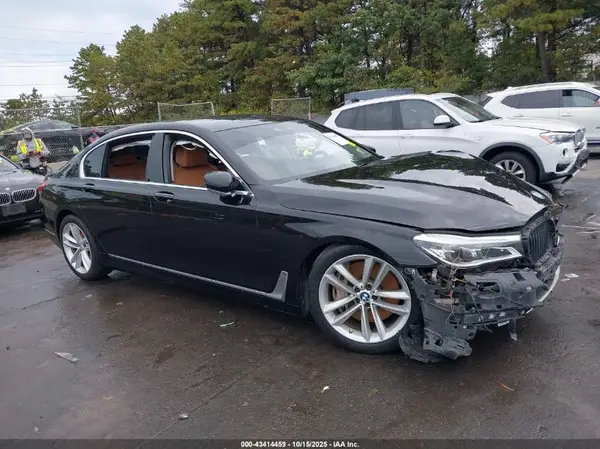 WBA7F2C51JG423806 2018 BMW 7ER - Image 1