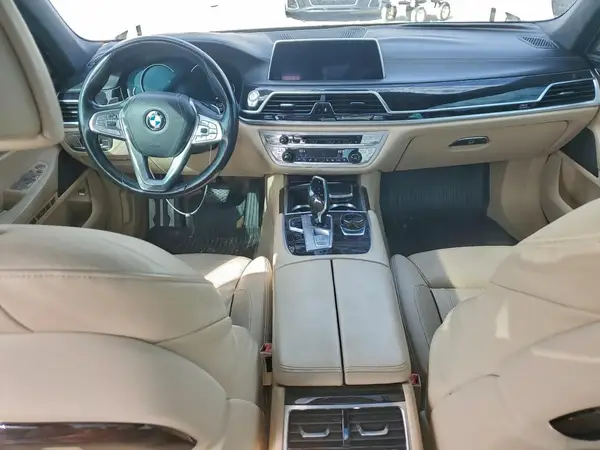 WBA7F2C52GG417697 2016 BMW 7ER - Image 8