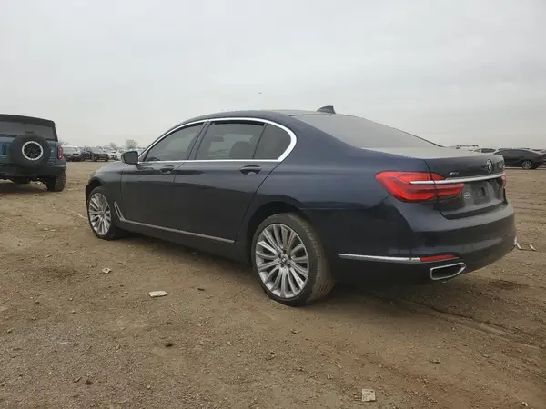 WBA7F2C52GG417795 2016 BMW 7ER - Image 2