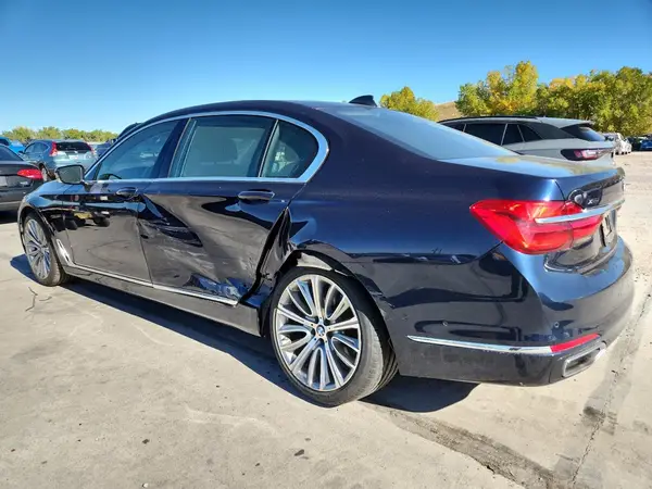 WBA7F2C52GG418574 2016 BMW 7ER - Image 2