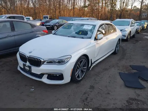 WBA7F2C52GG420356 2016 BMW 7ER - Image 2