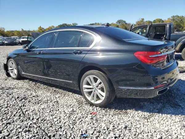WBA7F2C52GG421121 2016 BMW 7ER - Image 2