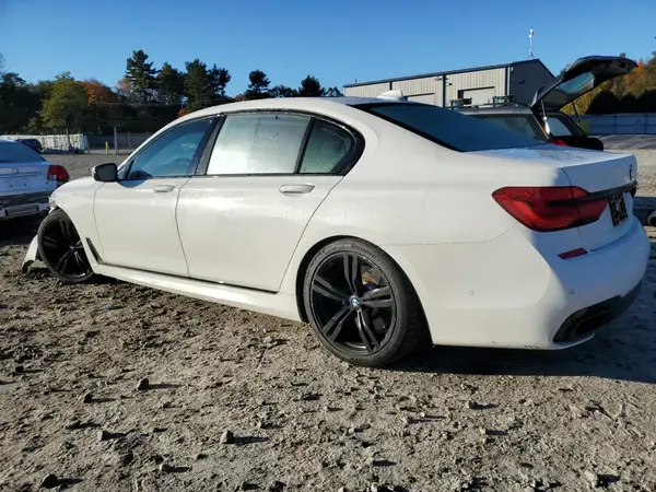 WBA7F2C52HG421332 2017 BMW 7ER - Image 2