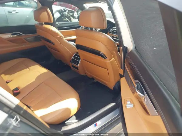 WBA7F2C52JB238905 2018 BMW 7ER - Image 8