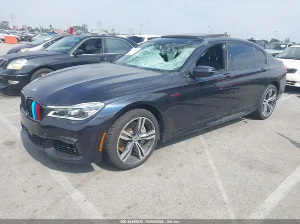 WBA7F2C53GG416445 2016 BMW 7ER - Image 2