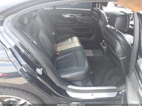 WBA7F2C53GG416445 2016 BMW 7ER - Image 8