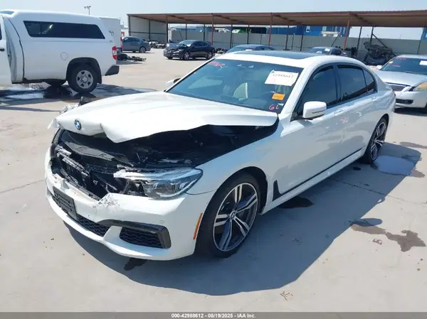 WBA7F2C53GG416526 2016 BMW 7ER - Image 2