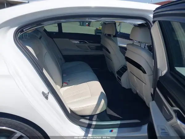 WBA7F2C53GG416526 2016 BMW 7ER - Image 8