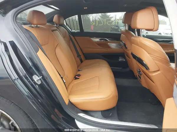 WBA7F2C53GG416834 2016 BMW 7ER - Image 8