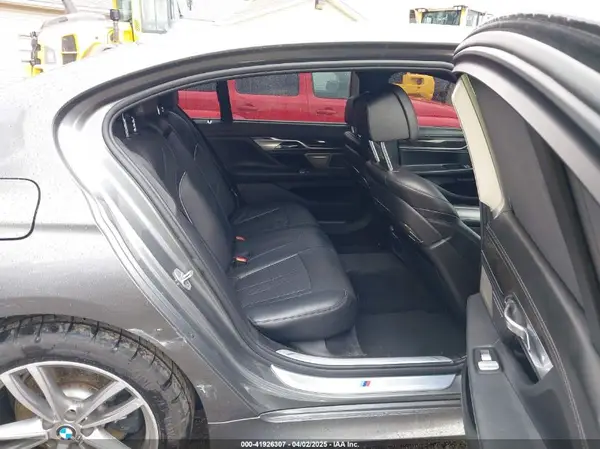 WBA7F2C53GG417997 2016 BMW 7ER - Image 8