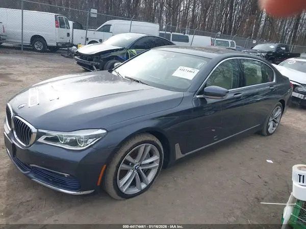 WBA7F2C53GG421094 2016 BMW 7ER - Image 2