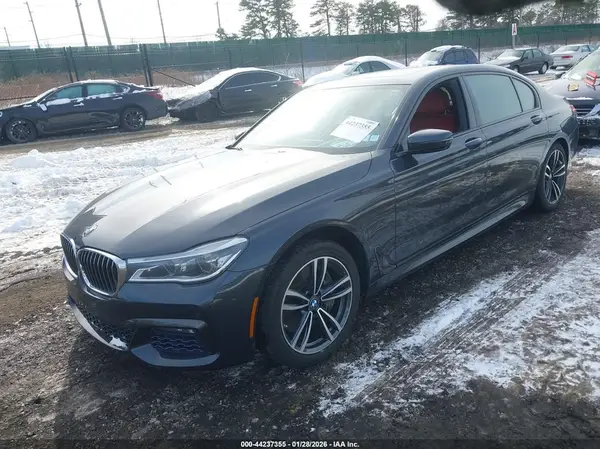 WBA7F2C53GG421158 2016 BMW 7ER - Image 2