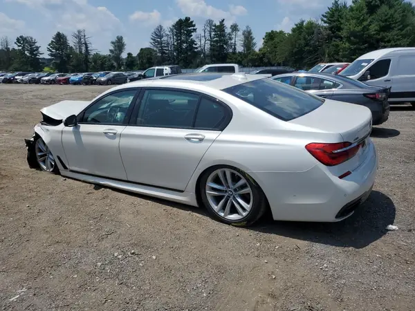 WBA7F2C53HG421419 2017 BMW 7ER - Image 2