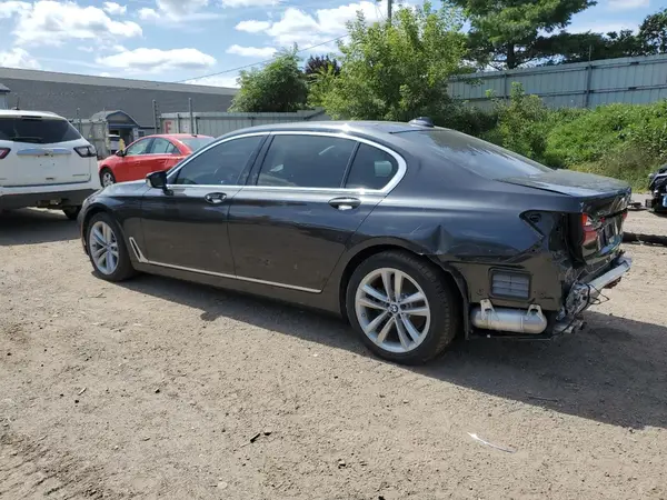 WBA7F2C53HG421680 2017 BMW 7ER - Image 2
