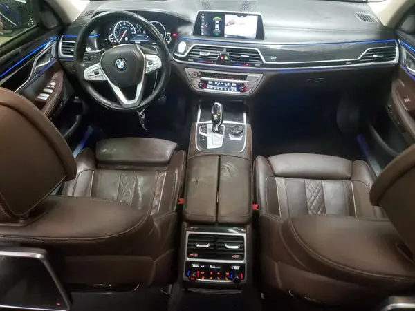 WBA7F2C53JG423788 2018 BMW 7ER - Image 8