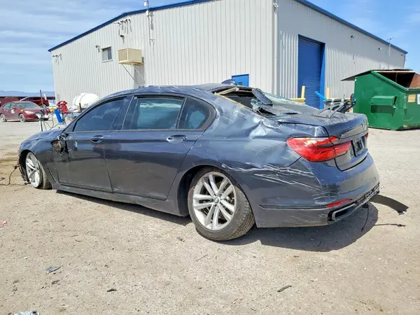WBA7F2C54GG415451 2016 BMW 7ER - Image 2