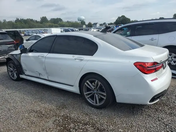 WBA7F2C54GG416566 2016 BMW 7ER - Image 2