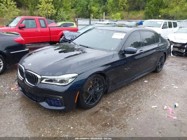 WBA7F2C54GG420066 2016 BMW 7ER - Image 2