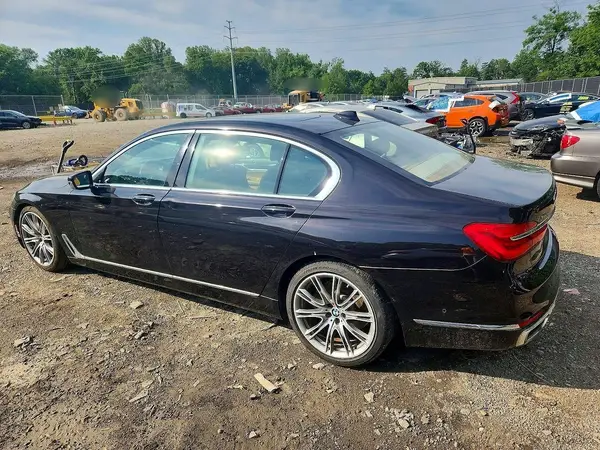 WBA7F2C54HG422224 2017 BMW 7ER - Image 2