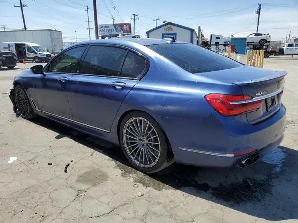 WBA7F2C54JG856326 2018 BMW 7ER - Image 2