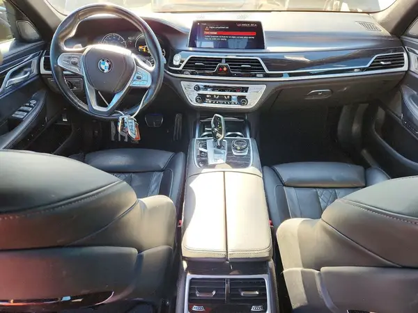WBA7F2C54KB240379 2019 BMW 7ER - Image 8