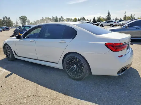 WBA7F2C55GG415510 2016 BMW 7ER - Image 2