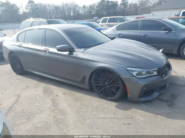 WBA7F2C55GG417662 2016 BMW 7ER - Image 1