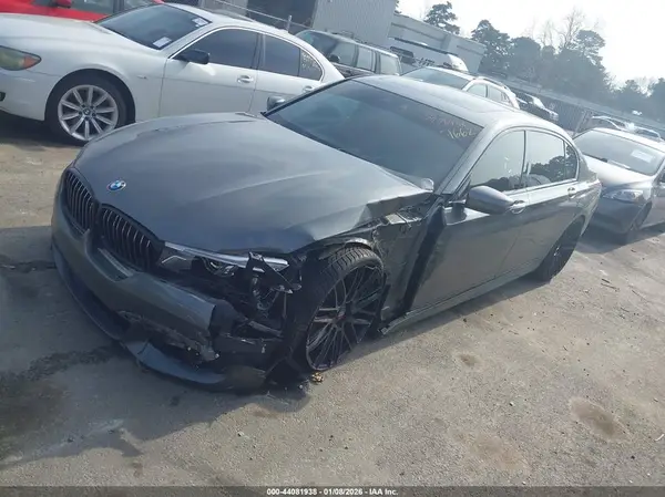 WBA7F2C55GG417662 2016 BMW 7ER - Image 2