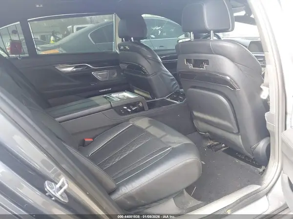 WBA7F2C55GG417662 2016 BMW 7ER - Image 8