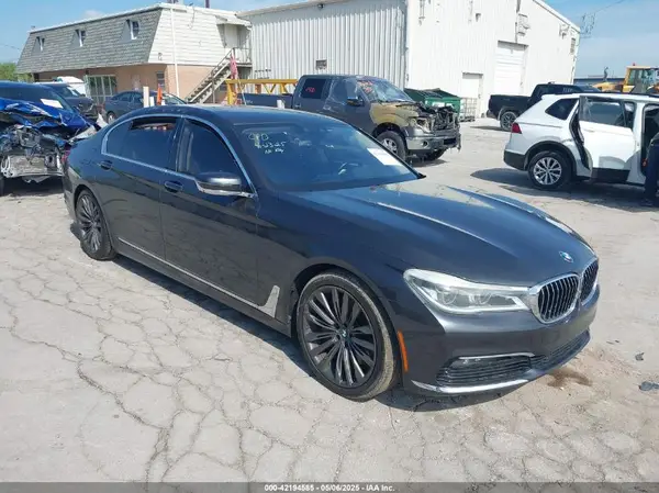 WBA7F2C55GG419041 2016 BMW 7ER - Image 1