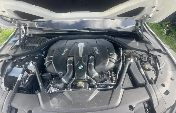 WBA7F2C55GG419122 2016 BMW 7ER - Image 8