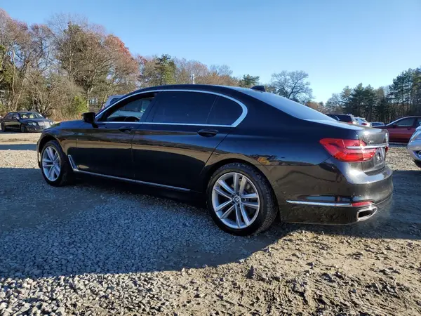 WBA7F2C55GG419542 2016 BMW 7ER - Image 2