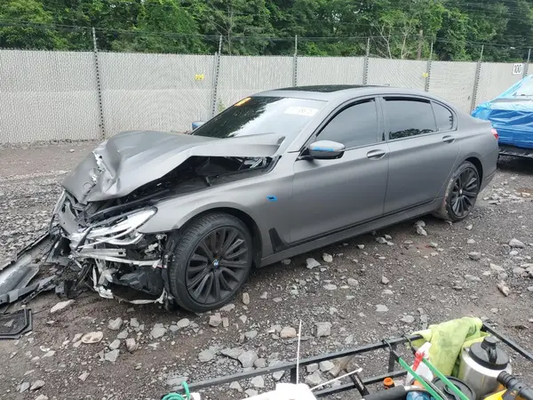WBA7F2C55GG420917 2016 BMW 7ER - Image 1