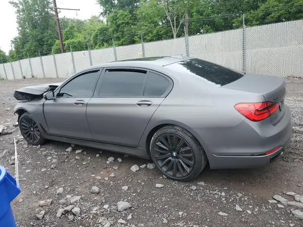 WBA7F2C55GG420917 2016 BMW 7ER - Image 2